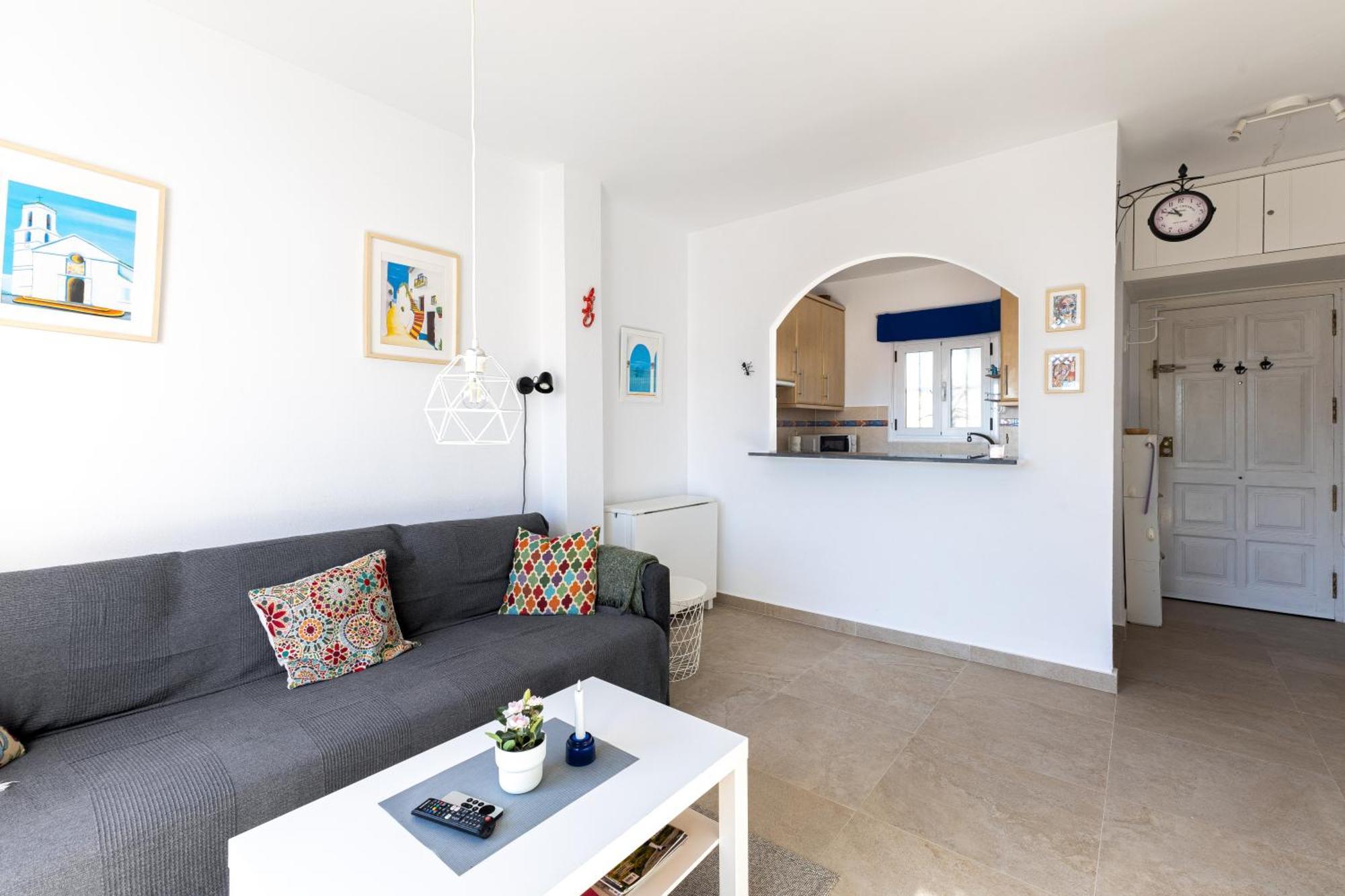 Cosy Apartment In Verano Azul ネルハ エクステリア 写真