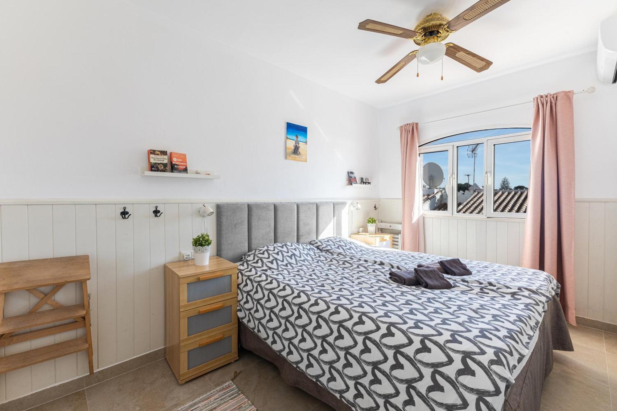 Cosy Apartment In Verano Azul ネルハ エクステリア 写真